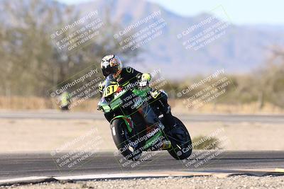 media/Dec-06-2025-CVMA (Sat) [[4a896cc04c]]/Race 9-500-400-350 Supersport/